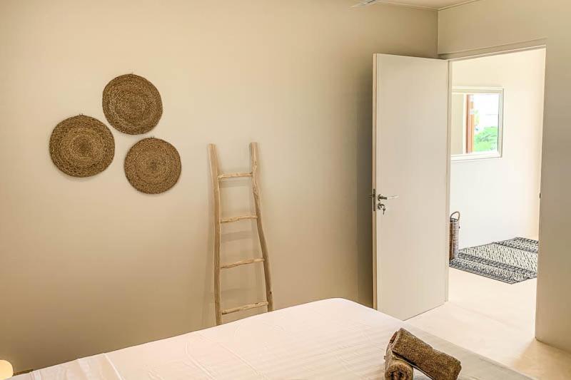 Isla Penthouse & Garden Apartments Bonaire Playa Exterior photo